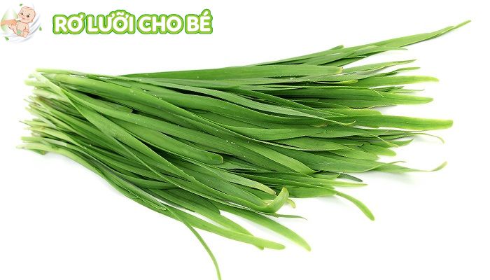 rơ miệng bằng lá hẹ giúp cải thiện nấm miệng một cách nhanh chóng