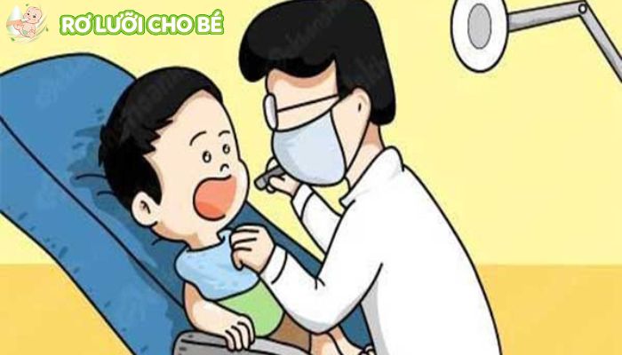 bé bị mọc răng sưng lợi nên đưa trẻ đến khám bác sĩ